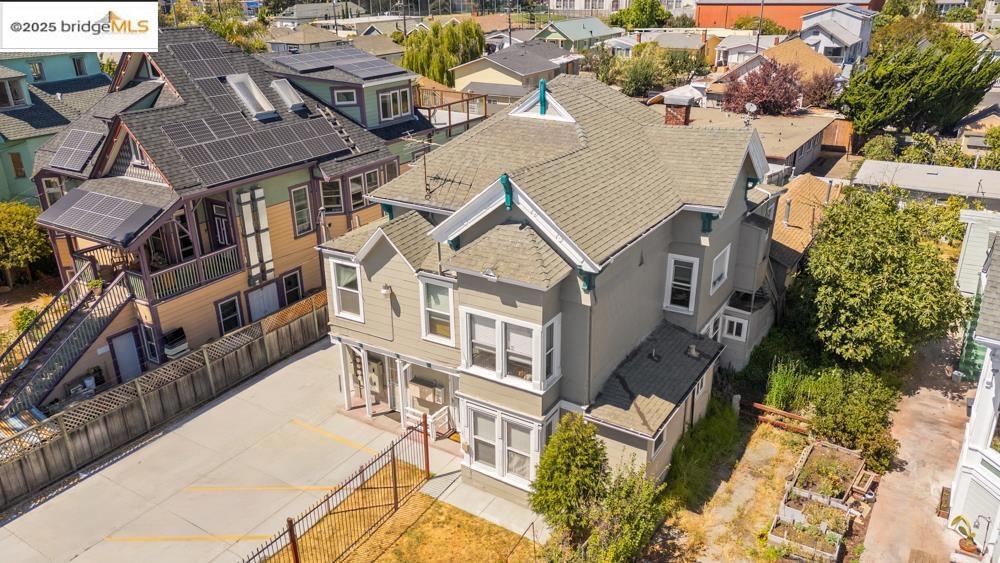 NORTH OAKLAND - Residential Income
