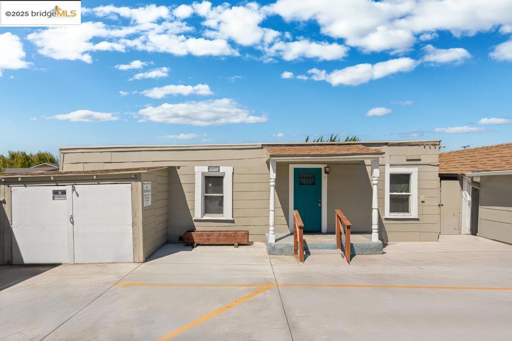 NORTH OAKLAND - Residential Income