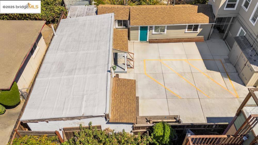 NORTH OAKLAND - Residential Income