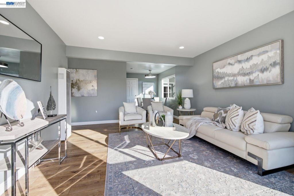3485 Mission View Dr