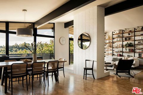 Photo of 2825 La Cuesta Drive, Los Angeles, CA 90046 (MLS # 26828389)