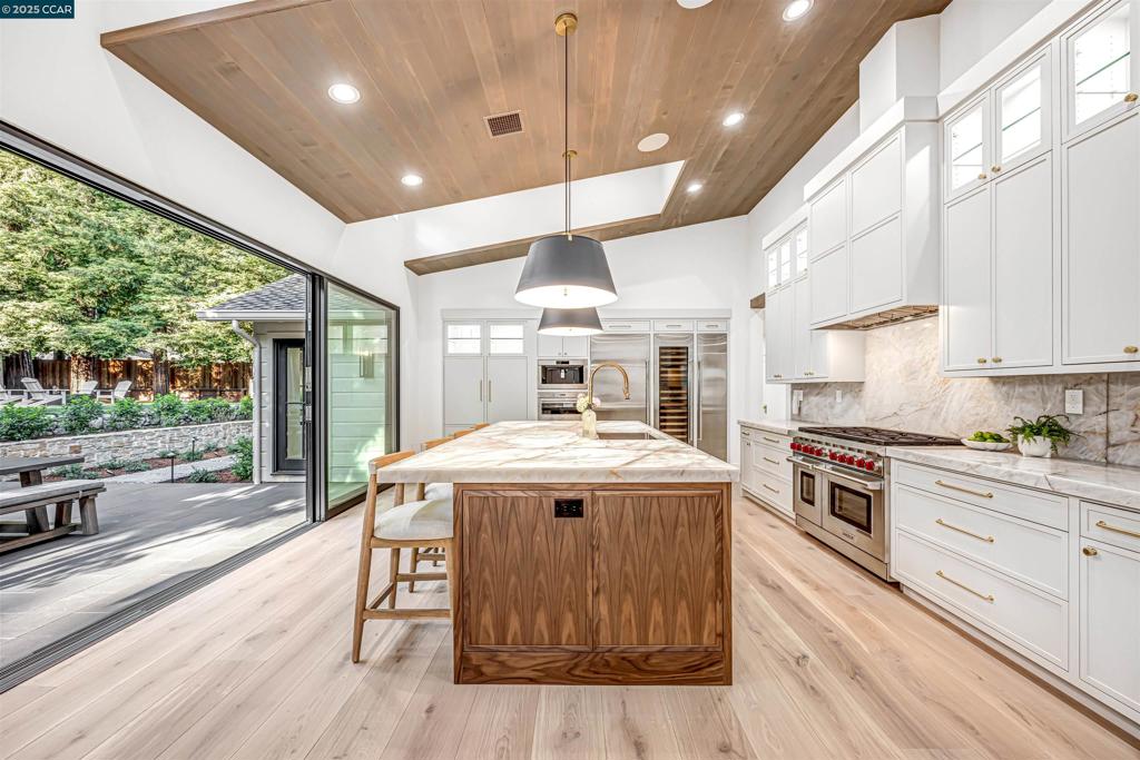 HAPPY VALLEY RD - Residential