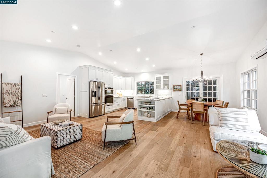 HAPPY VALLEY RD - Residential