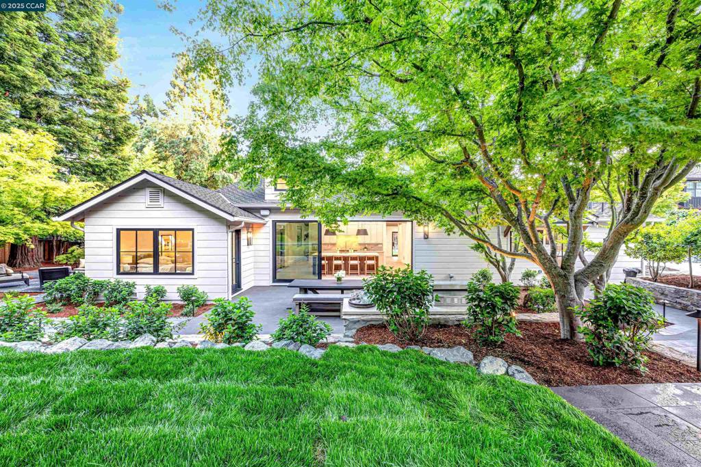 HAPPY VALLEY RD - Residential