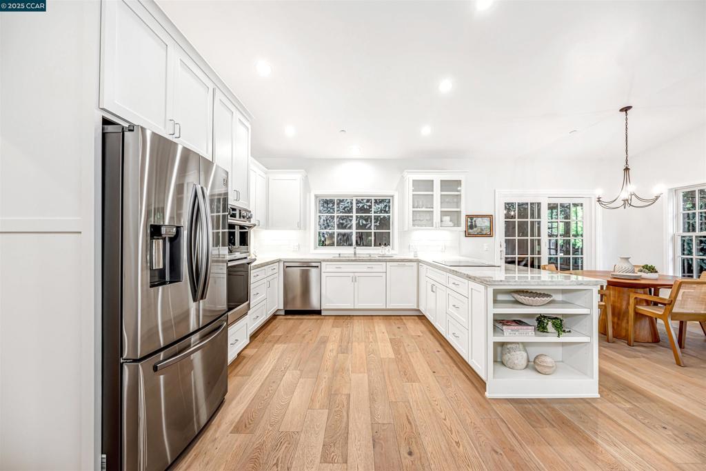 HAPPY VALLEY RD - Residential