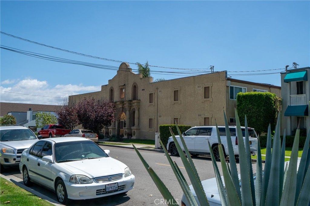 Photo of 293 Avocado Street, Costa Mesa, CA 92627 (MLS # OC26091598)