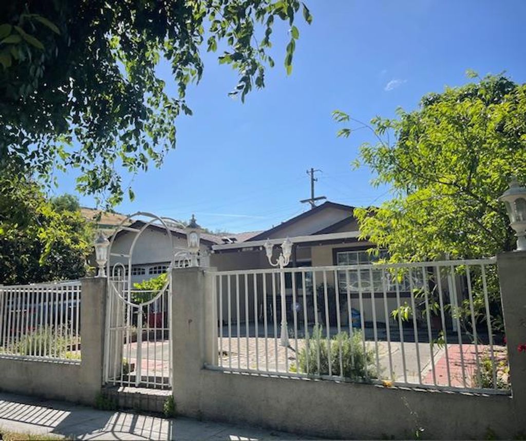 Photo of 416 Harmony Lane, San Jose, CA 95111 (MLS # ML82043280)