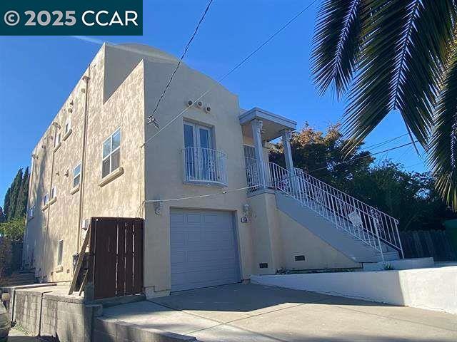 OLD TOWN RODEO - Residential