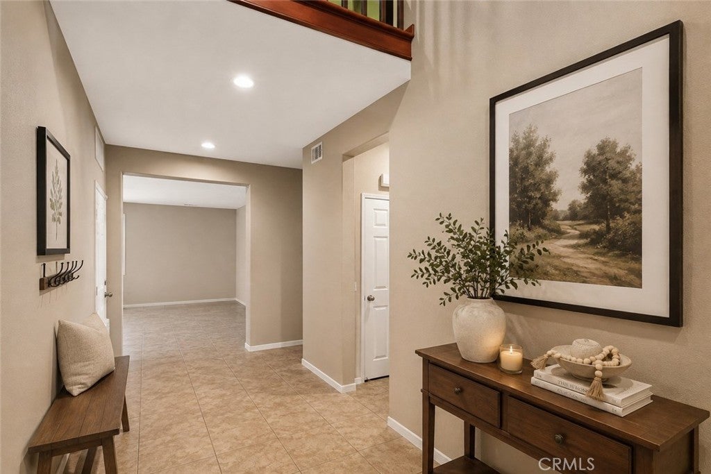 16820 Golden Bluff