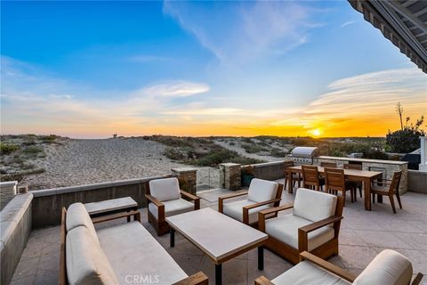 Photo of 7304 W Oceanfront, Newport Beach, CA 92663 (MLS # OC26088251)