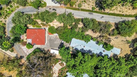 4905 Palo Drive Tarzana CA 91356