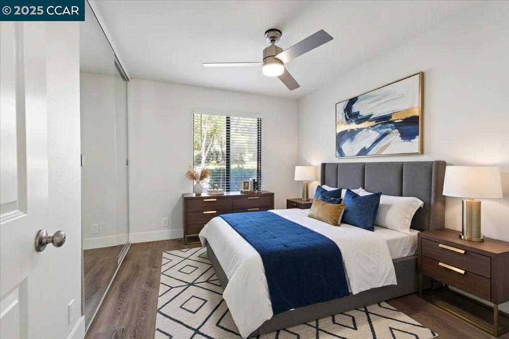 BAY VIEW VILLAS - Residential