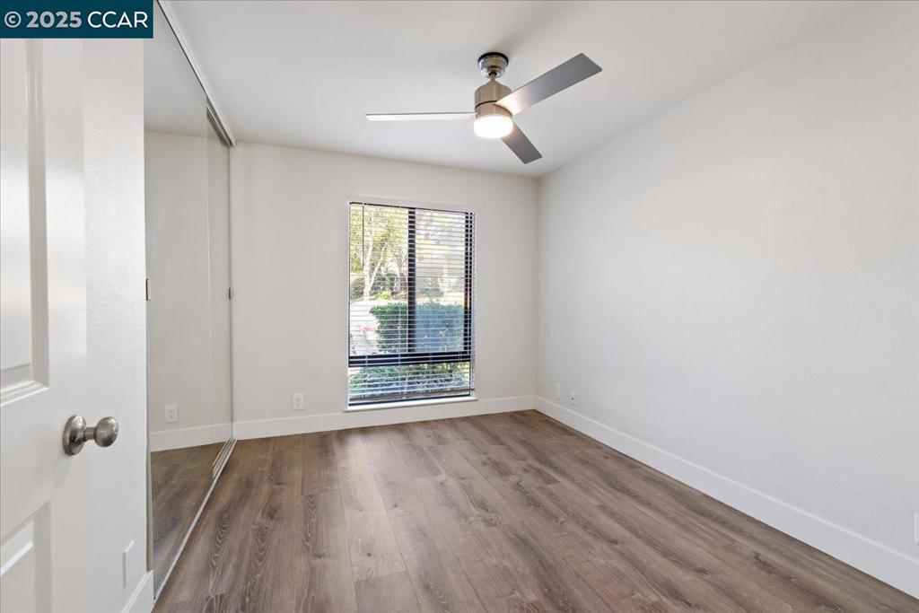 BAY VIEW VILLAS - Residential