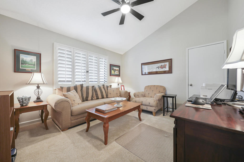 Palm Valley CC - Residential