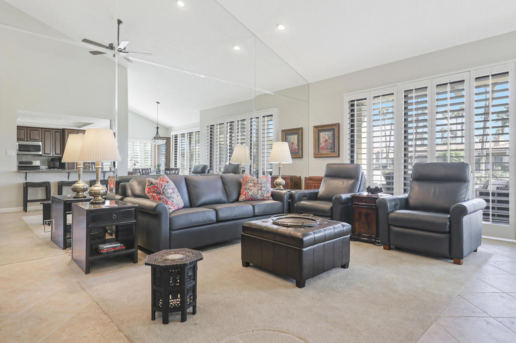 Palm Valley CC - Residential