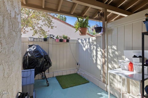 Tiny photo for 1423 Ramona Drive, Thousand Oaks, CA 91320 (MLS # V1-39407)