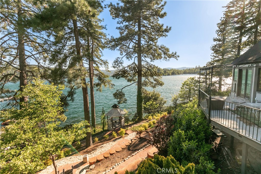 Arrowhead Woods (AWHW) - Residential