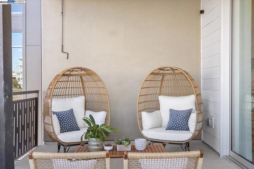 WARM SPRINGS - Residential