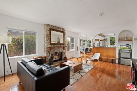 Photo of 8885 Carson Street, Culver City, CA 90232 (MLS # 26990405)