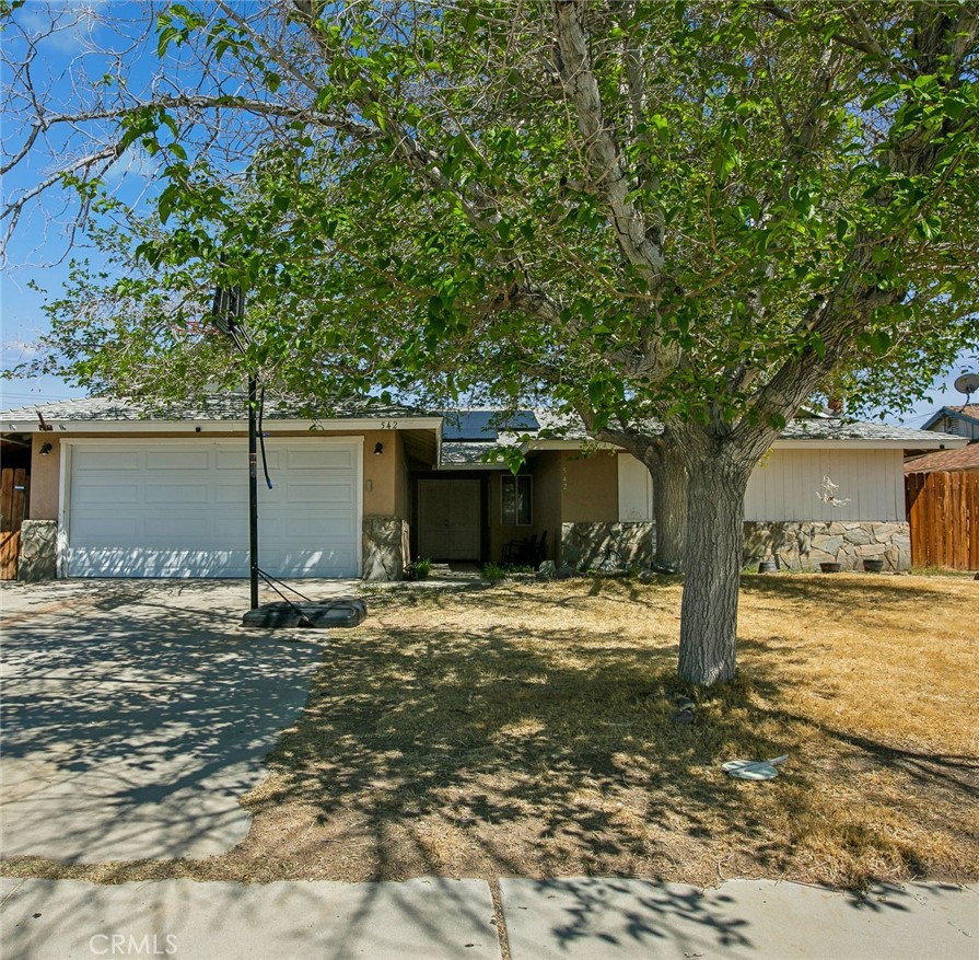 542 S Sanders Street