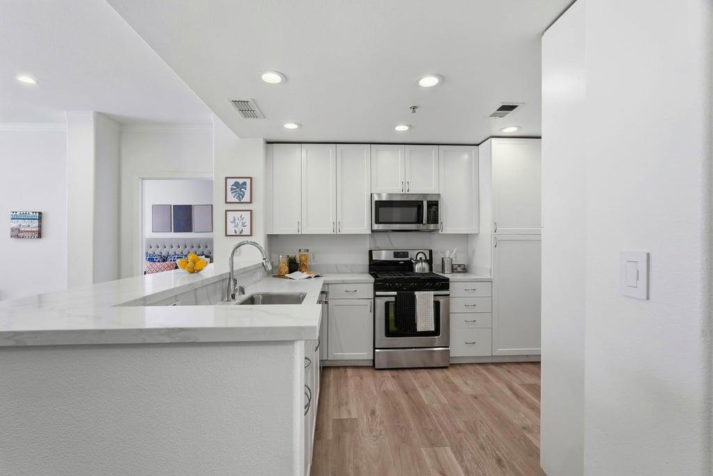 3901 Lick Mill Boulevard 225