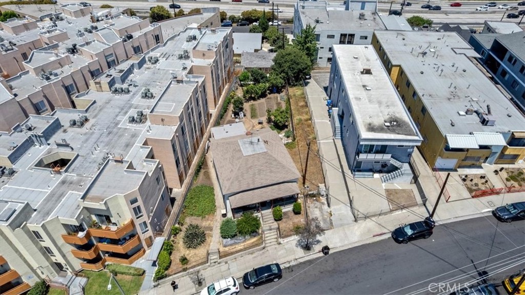 811 N Bunker Hill Avenue