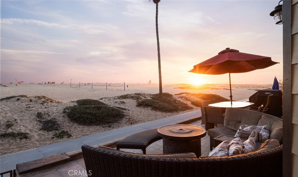 412 E Oceanfront