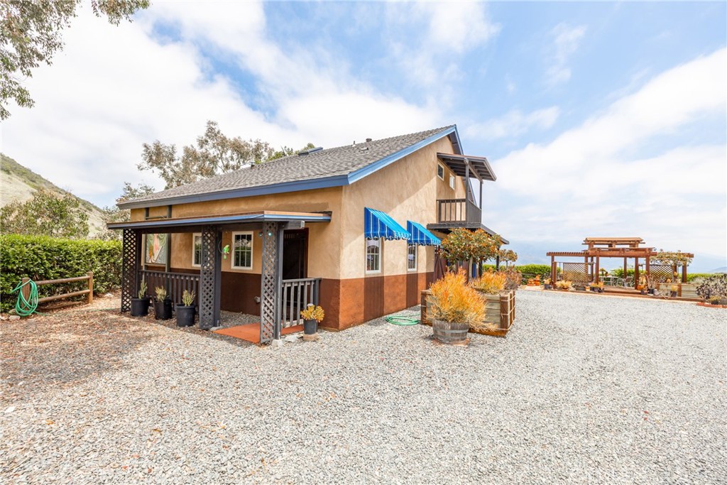 335 Rainbow Crest Road