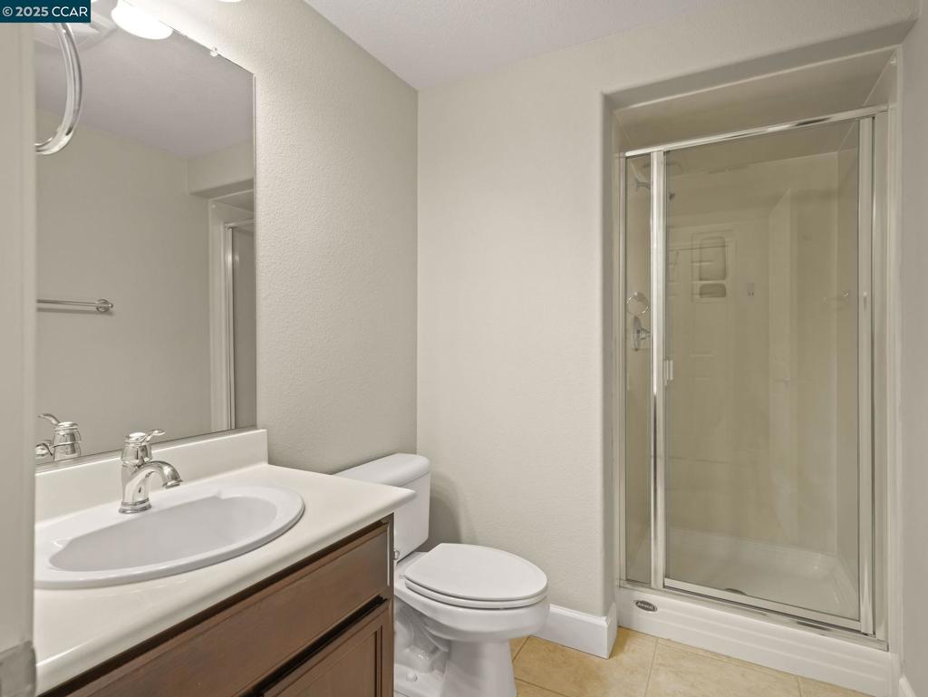 SUMMERLAKE - Residential