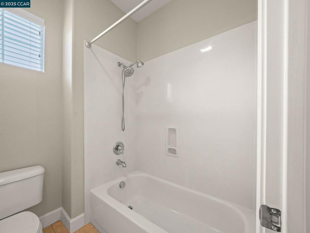 SUMMERLAKE - Residential