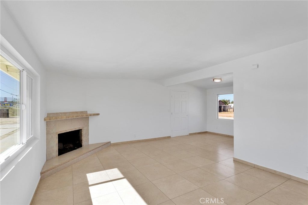 14602 Main