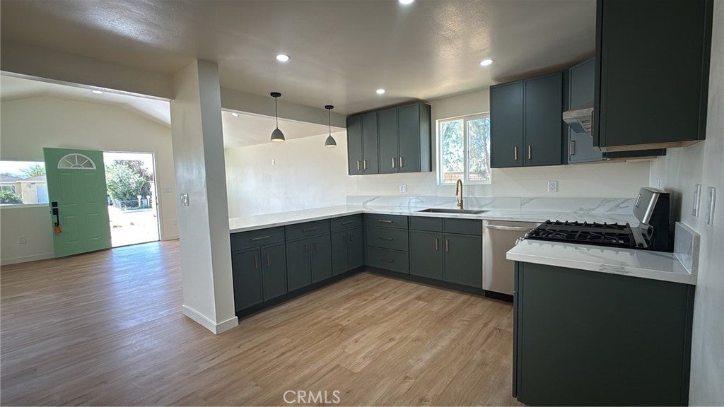 716 W Church Avenue