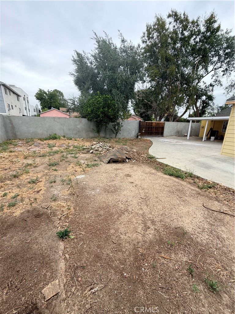 7253 Loma Verde Avenue