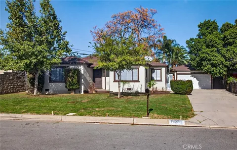 18206 Seville Ave, Fontana, CA 92335 - MLS#: IV26071733