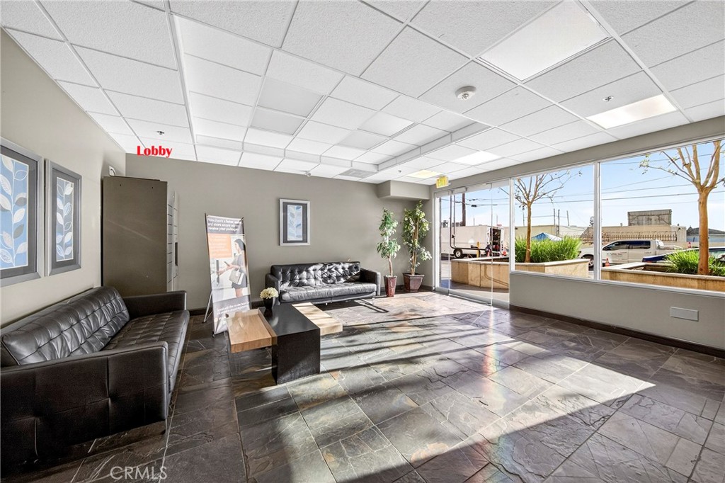 2321 W 10th Street 402