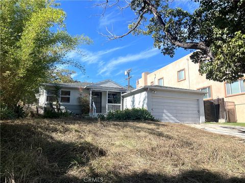Photo of 3507 Military Avenue, Los Angeles, CA 90034 (MLS # WS25239097)