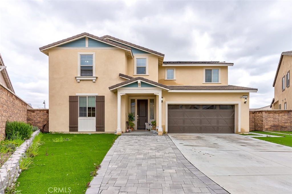5597 Royal Oaks Way