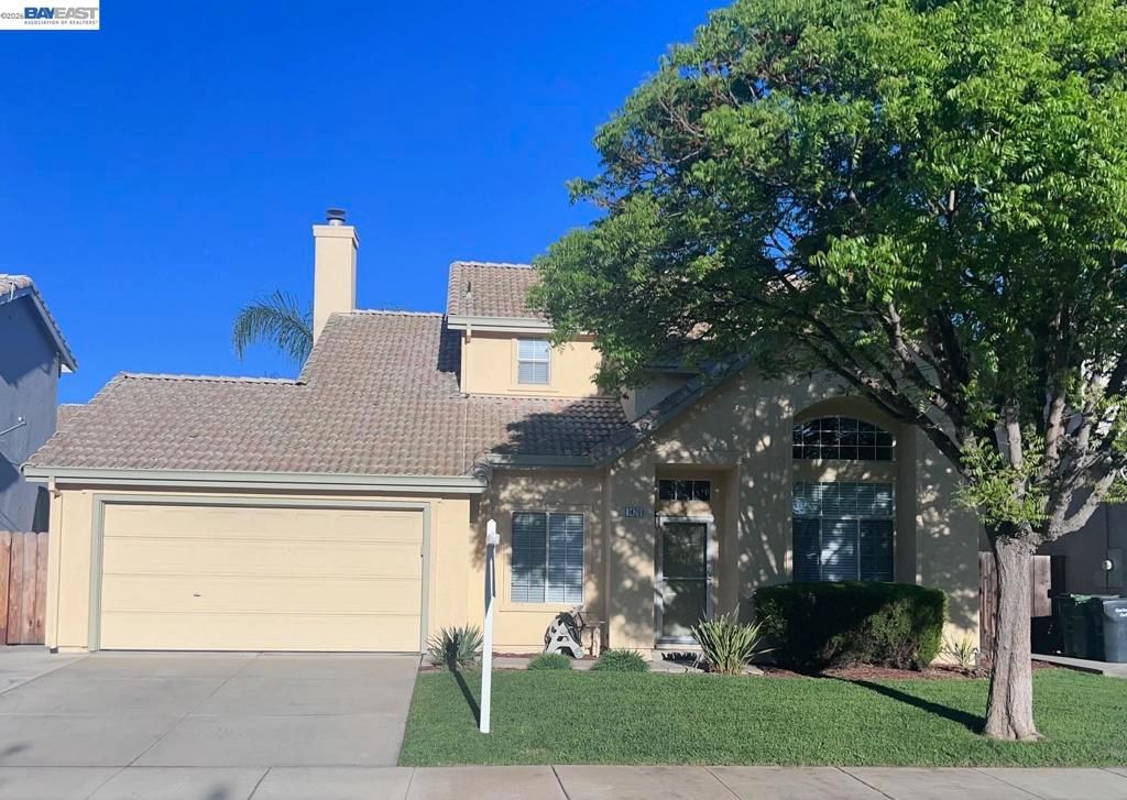 Photo of 1420 Teakwood Way Way, Tracy, CA 95376 (MLS # 41129673)