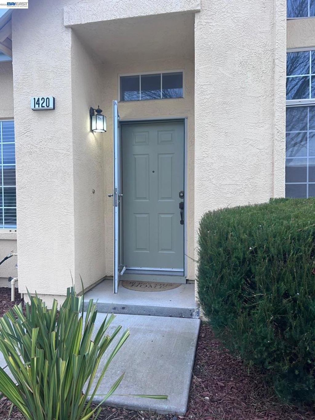 Photo of 1420 Teakwood Way Way, Tracy, CA 95376 (MLS # 41129673)