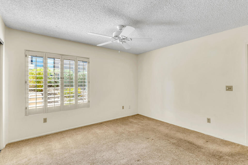 Sommerset So. Palm D - Residential Lease