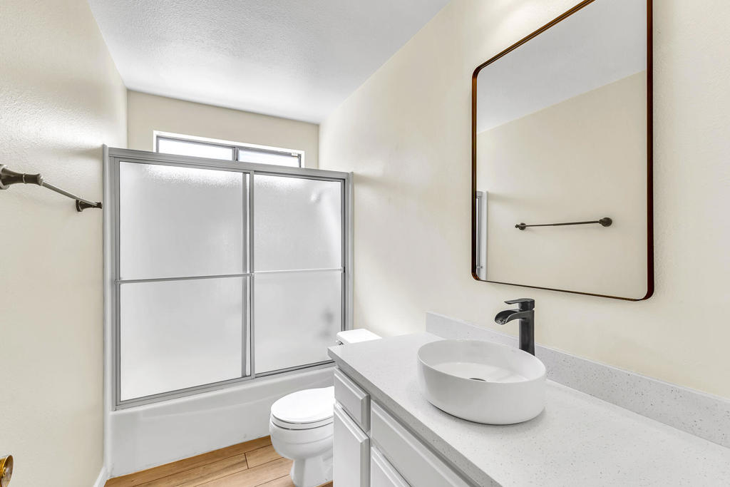 Sommerset So. Palm D - Residential Lease
