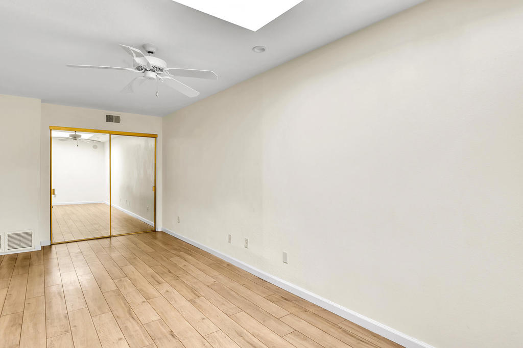 Sommerset So. Palm D - Residential Lease