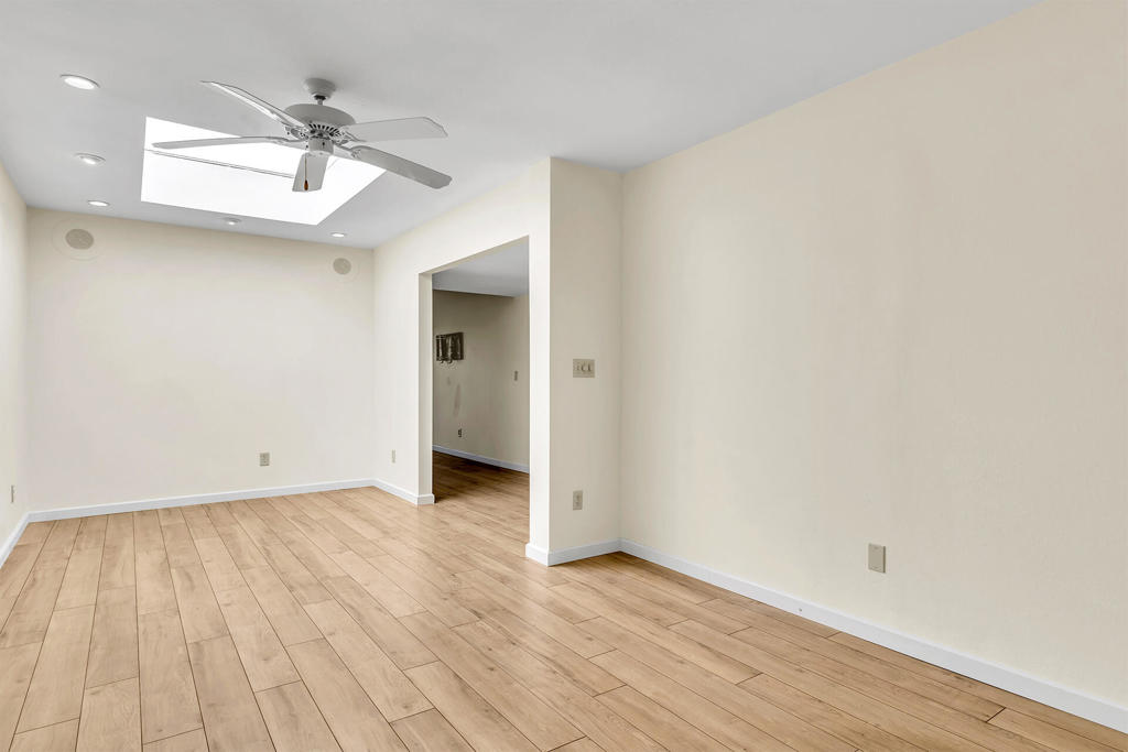 Sommerset So. Palm D - Residential Lease