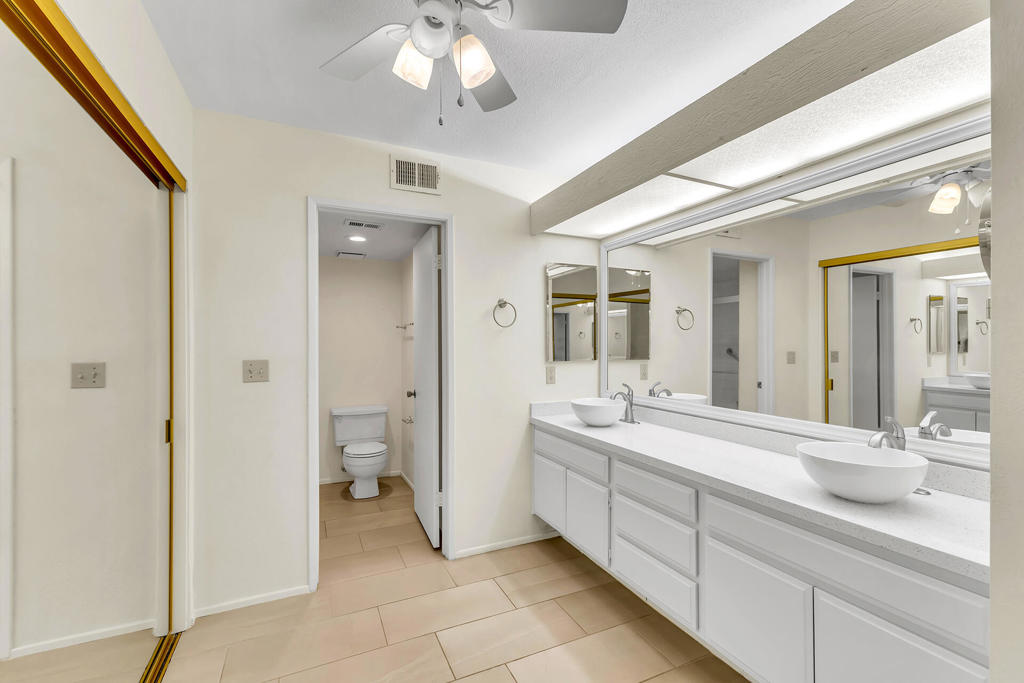 Sommerset So. Palm D - Residential Lease
