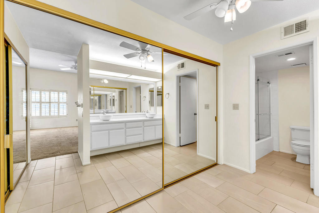 Sommerset So. Palm D - Residential Lease