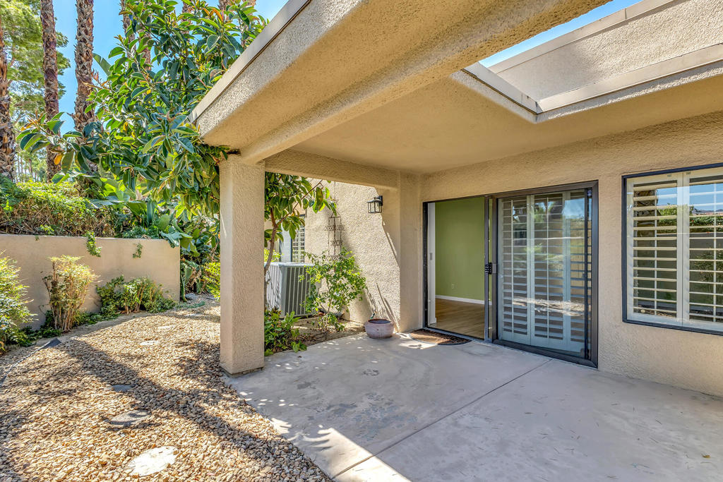 Sommerset So. Palm D - Residential Lease