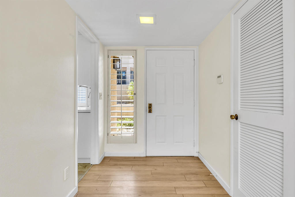 Sommerset So. Palm D - Residential Lease