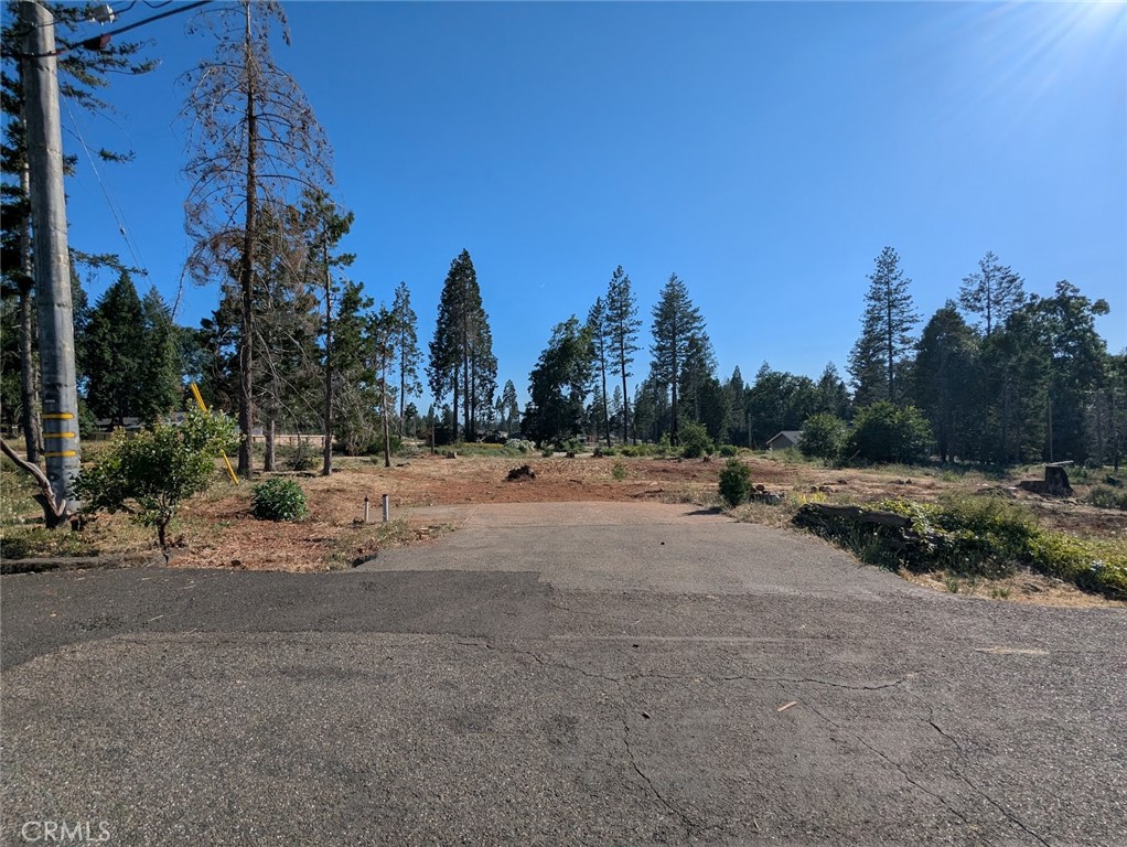level, cleared and ready! This property is waiting for your vision! Close to all the amenities in Magalia...shopping, gas, outdoor activities! This beautiful mountain town is calling you home! Septic inspection report coming soon!