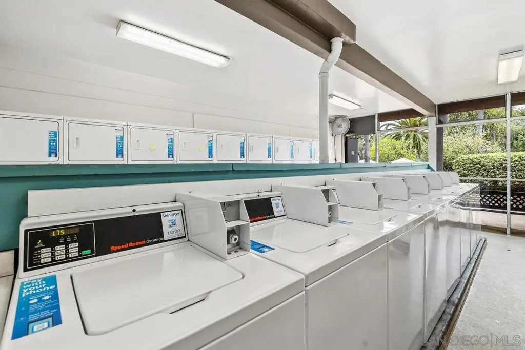 San Diego, California 92110, United States, 1 Bedroom Bedrooms, ,1 BathroomBathrooms,Residential,Active,192086