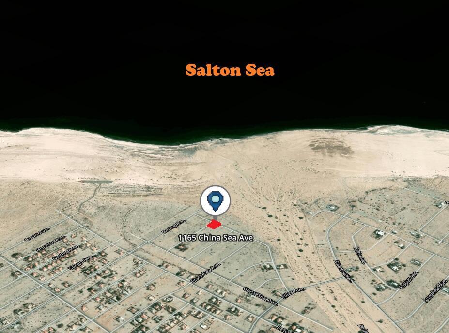 Fantastic opportunity to own an oversized 13,248 sq ft residential lot in Salton City, CA. Zoned R-1, this flat and buildable parcel is ideal for a single-family or manufactured home, with plenty of space for outdoor living, RV parking, or a detached garage. Utilities are nearby, including electricity, water, and public sewer access--making development much easier. Just a short walk to the Salton Sea, the lot also provides access to beach areas popular with off-roaders and outdoor enthusiasts. Enjoy wide open desert skies, scenic mountain views, and a peaceful neighborhood setting, all with convenient access to Highway 86 and local amenities. Oportunidad fantastica de ser dueno de un amplio lote residencial de 13,248 pies cuadrados en Salton City, CA. Con zonificacion R-1, este terreno plano y edificable es ideal para una casa unifamiliar o una casa manufacturada, con mucho espacio para areas al aire libre, estacionamiento para RV o un garaje independiente. Los servicios publicos estan cerca, incluyendo electricidad, agua y acceso al sistema de alcantarillado, lo que facilita el proceso de construccion. A solo unos pasos del Mar de Salton, el lote tambien ofrece acceso a playas populares entre los aficionados a los vehiculos todo terreno y a las actividades al aire libre. Disfrute de cielos despejados del desierto, vistas panoramicas a las montanas y un entorno vecinal tranquilo, todo con facil acceso a la autopista 86 y servicios locales.